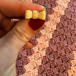 Kate Spade New York Enamel 'Take a Bow' Ring